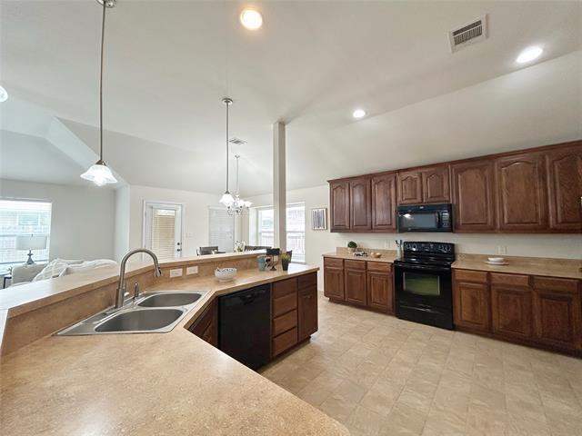 Building Photo - 2041 Matador Ranch Rd