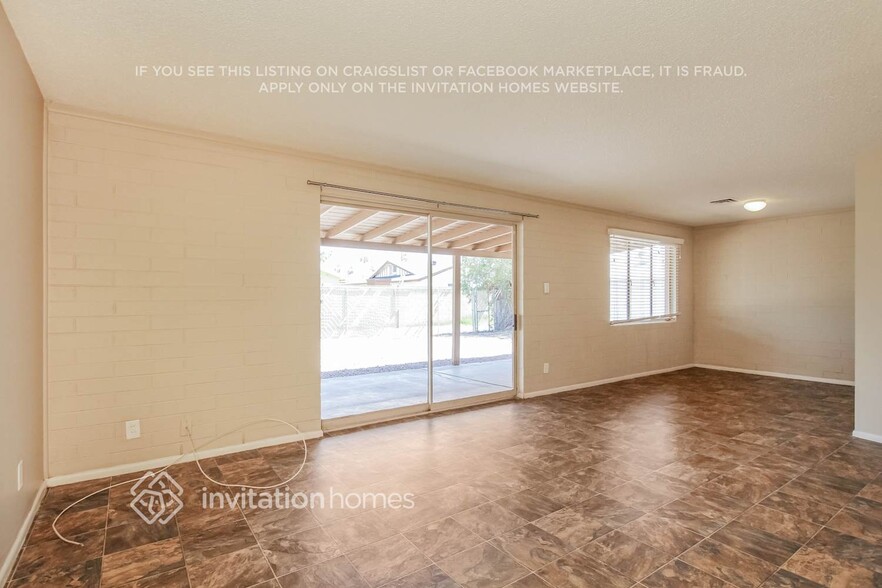 Building Photo - 5023 N 39th Dr