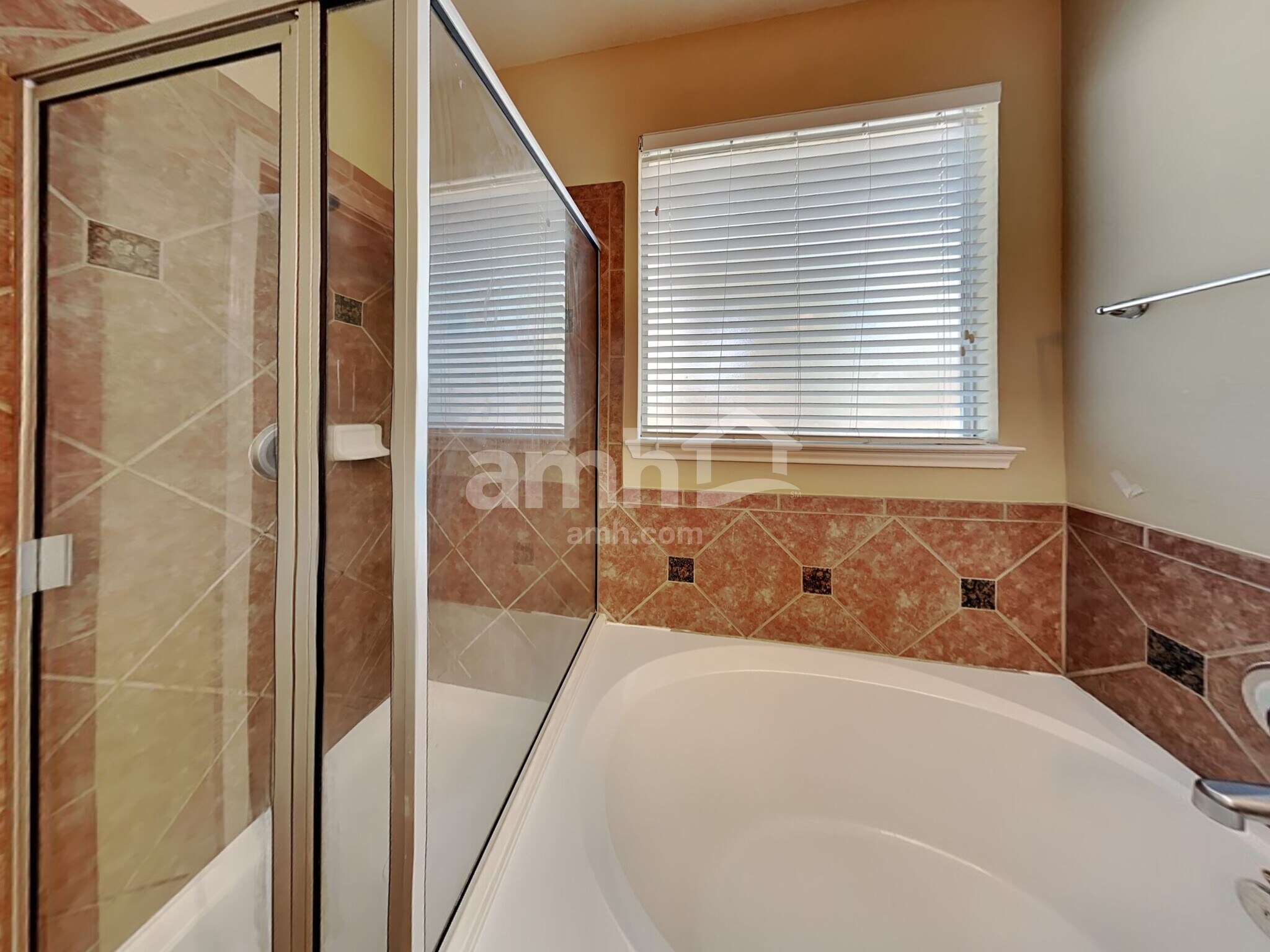 Building Photo - 26314 Longview Creek Dr