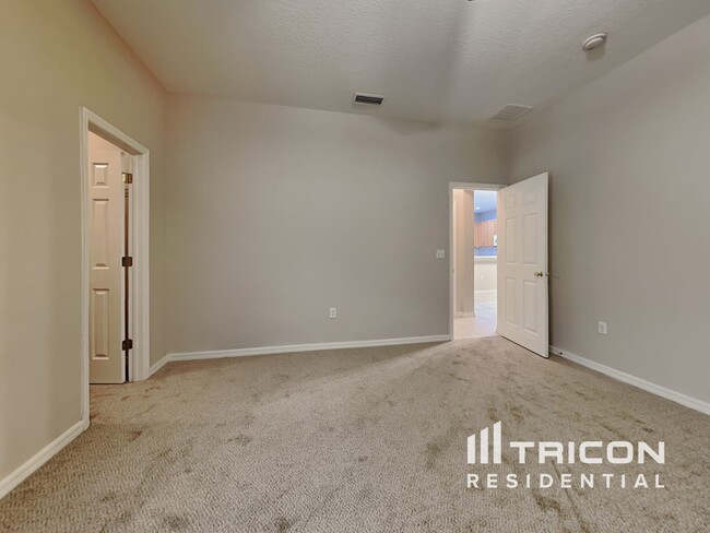 Building Photo - 9717 Cypress Harbor Dr