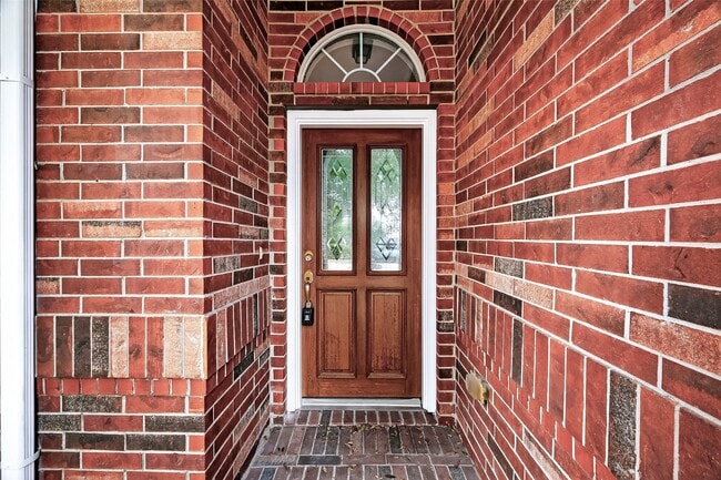 Building Photo - 13738 View Meadow Ln