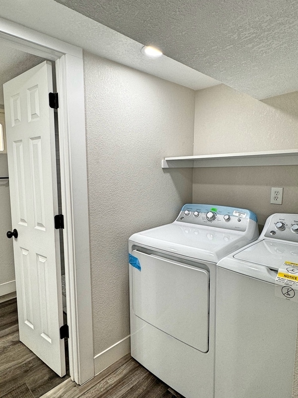 Building Photo - 3250 Meade St