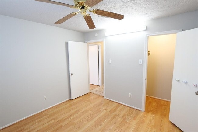 Building Photo - 13314 Ensley Wood Dr