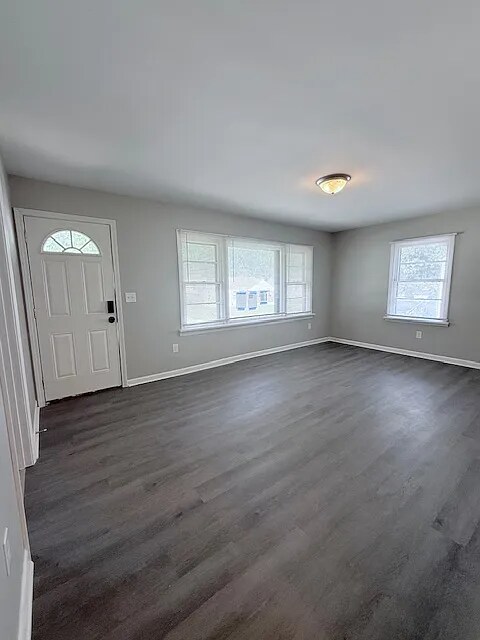 Building Photo - 24 Vierling Dr