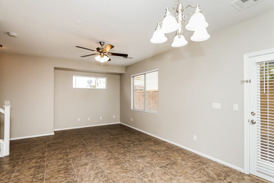 Building Photo - 604 Sumatra Pl