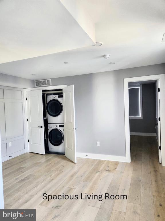 Building Photo - 1915 H St NE