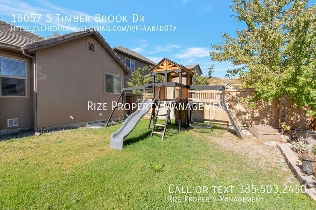 Building Photo - 16057 Timber Brook Dr E