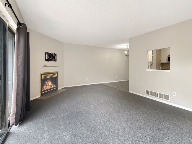 Building Photo - 14393 Estates Ave