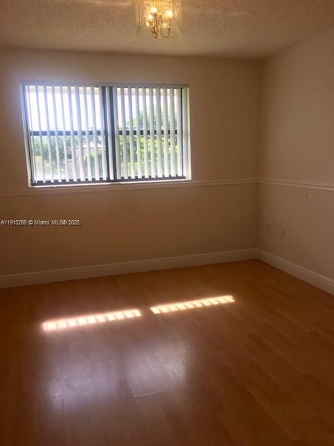 Building Photo - 9925 Nob Hill Pl