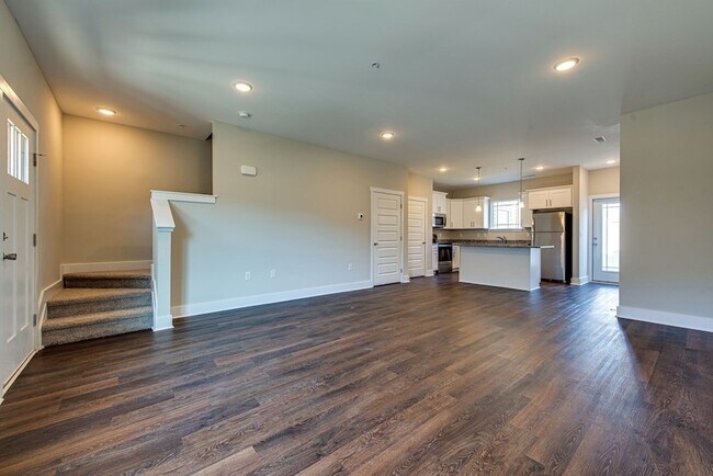Building Photo - 7042 Magnolia Crossings