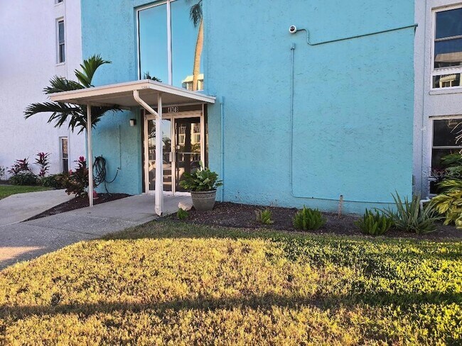 Building Photo - 4908 38th Way S