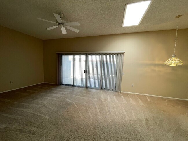 Building Photo - 16810 N Boswell Blvd
