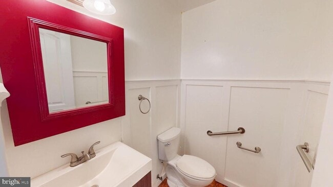 Building Photo - 8576 Adamson St