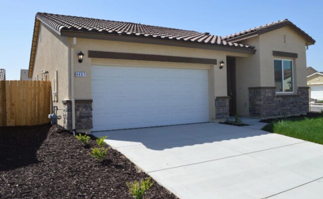 Building Photo - 4467 Jennifer Wy