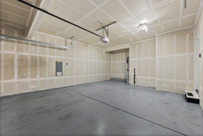 Building Photo - 16212 8th Ave E
