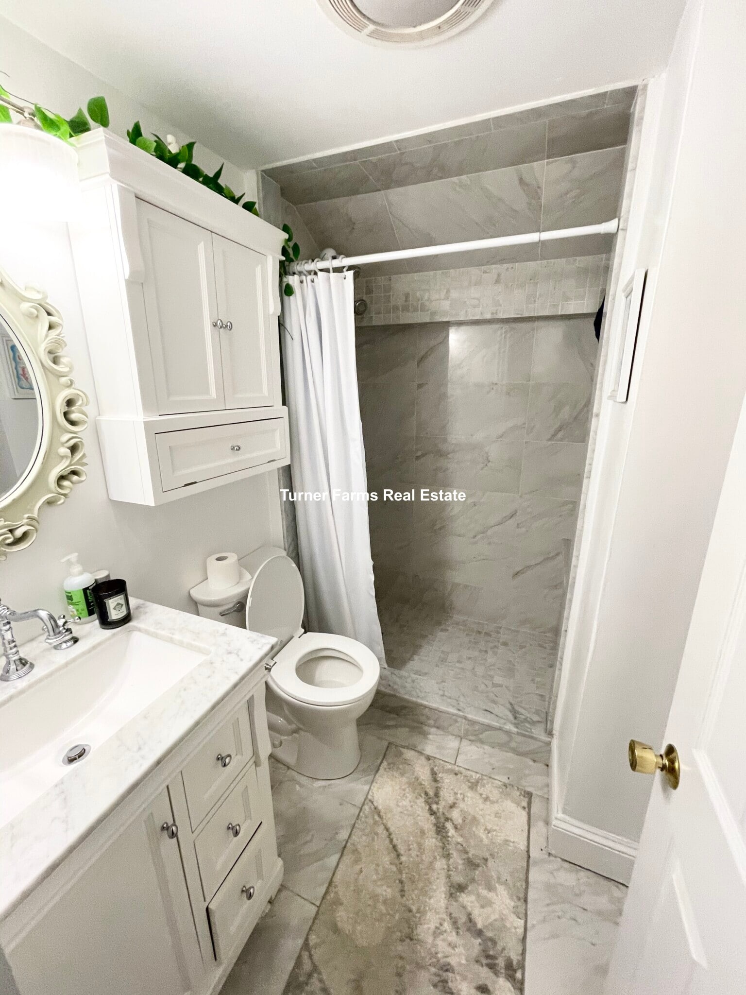 Building Photo - 16 Cedar Lane Way