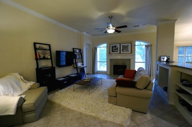 Building Photo - 3224 Burks Ln
