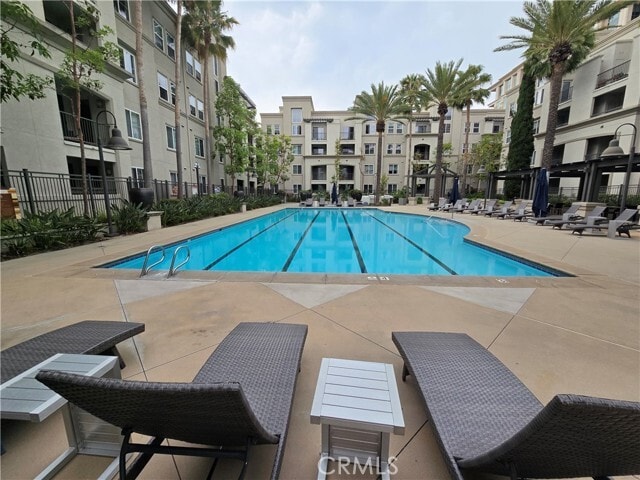 Building Photo - 2225 Scholarship