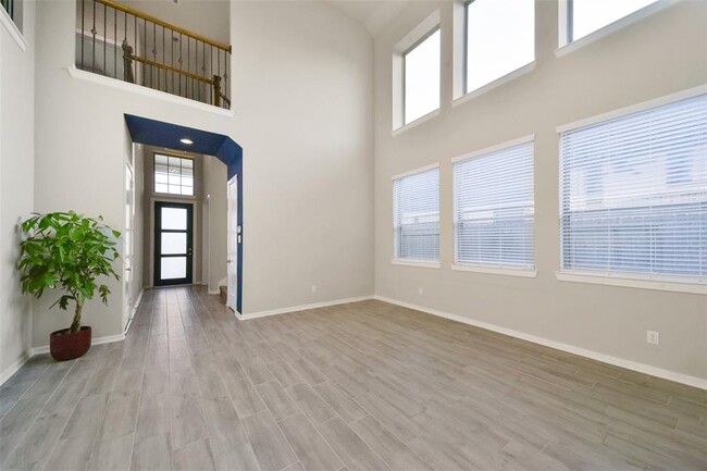 Building Photo - 29130 Parker Heights Ln