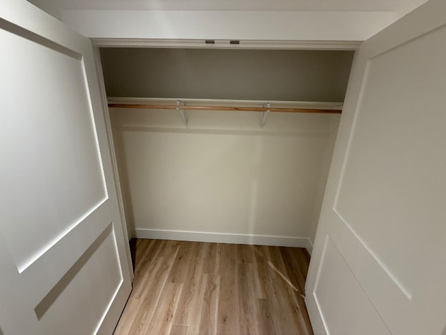 Building Photo - 849 Spring St