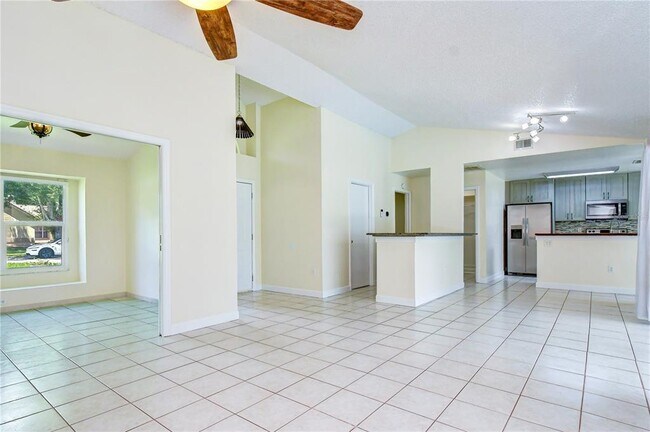 Building Photo - 1108 Dockside Dr