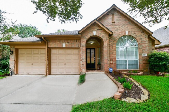 Building Photo - 535 Avery Dr
