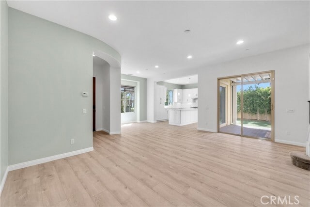 Building Photo - 137 Primrose Dr