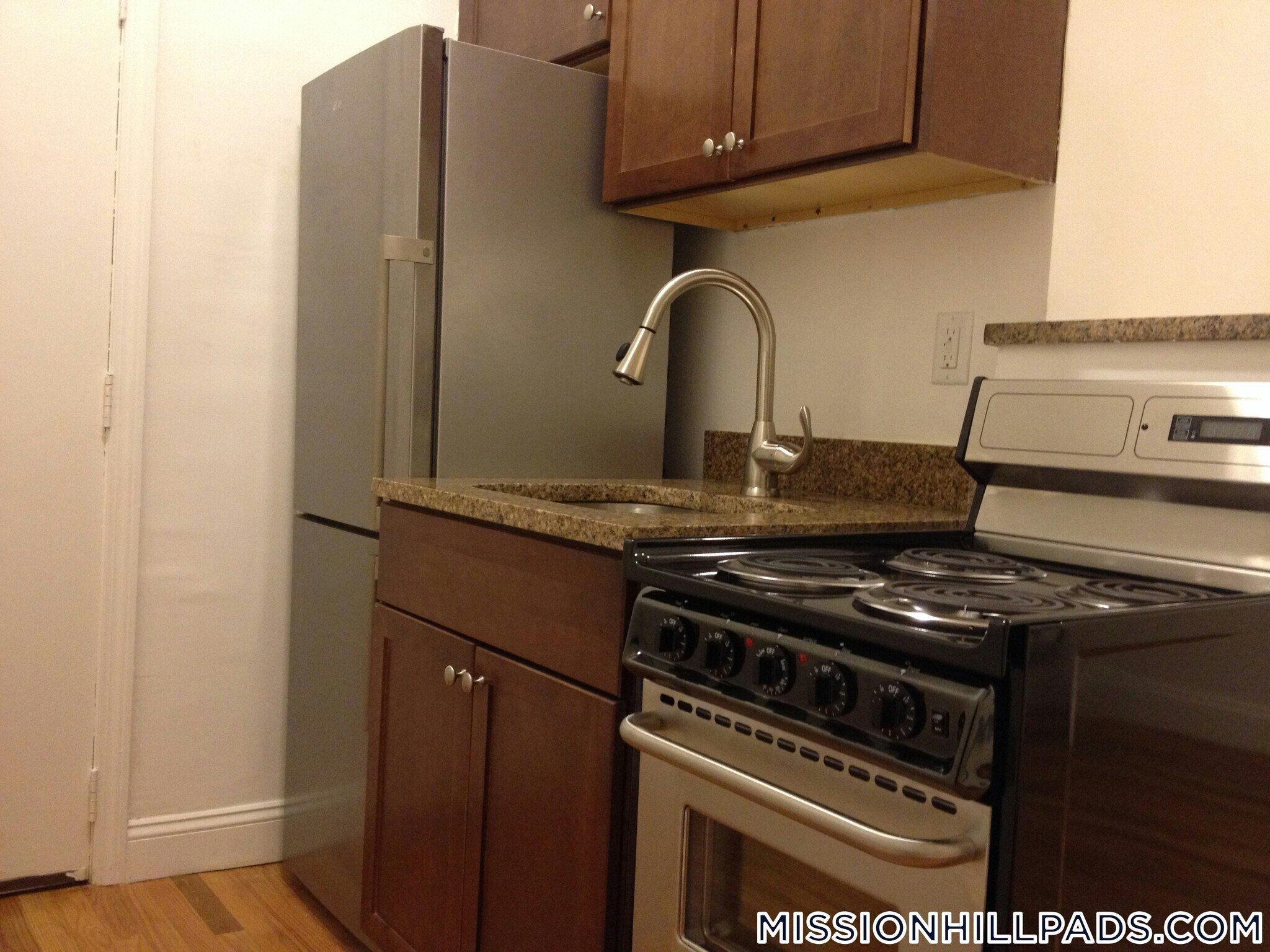 Building Photo - 28 S Huntington Ave