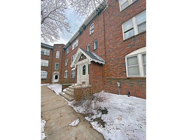 Interior Photo - Jones Ansonia Apartments