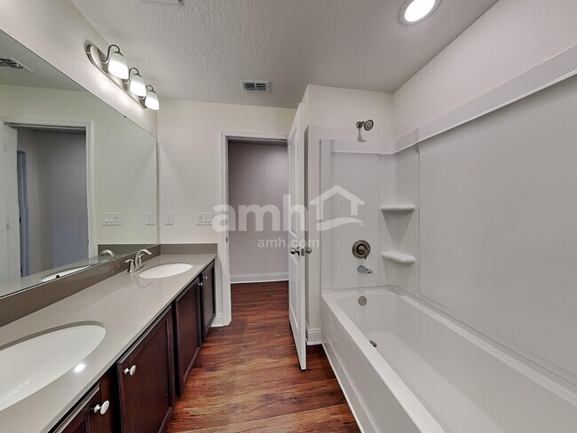 Building Photo - 953 Summer Stone Lp