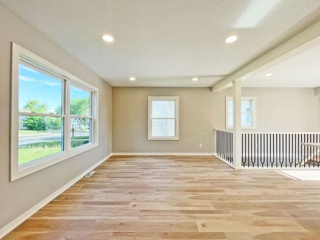 Building Photo - All New From Top To Toe, Gorgeous Home with Stunning Kitchen, Primary Suite, Family Room & More!