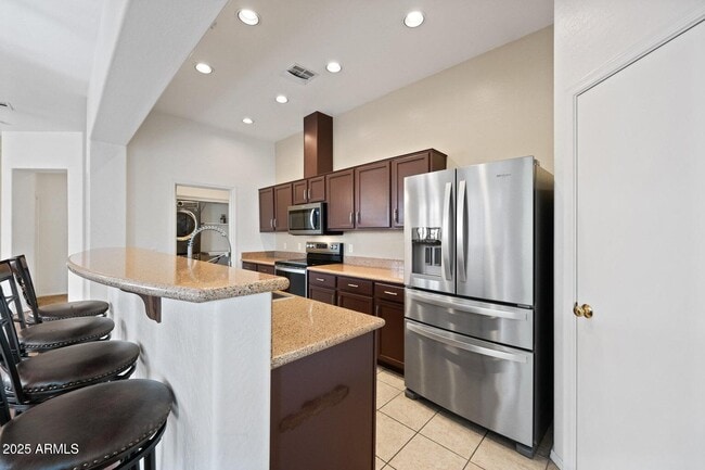 Building Photo - 1225 N 36th St