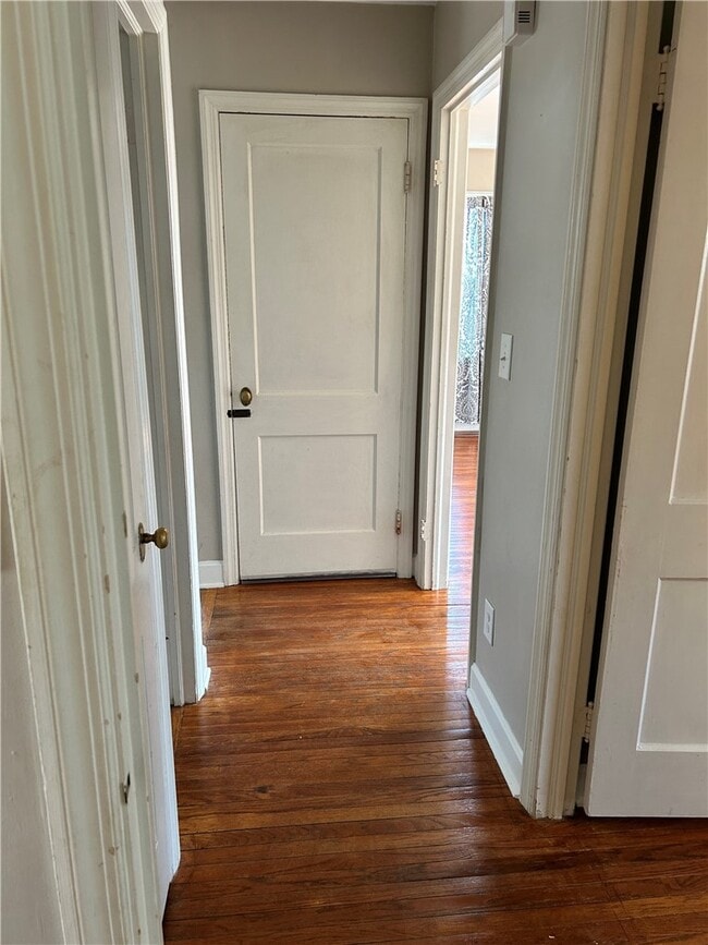 Building Photo - 600 McDowell Pl