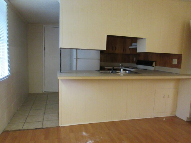 Building Photo - 25 Cuttino Rd