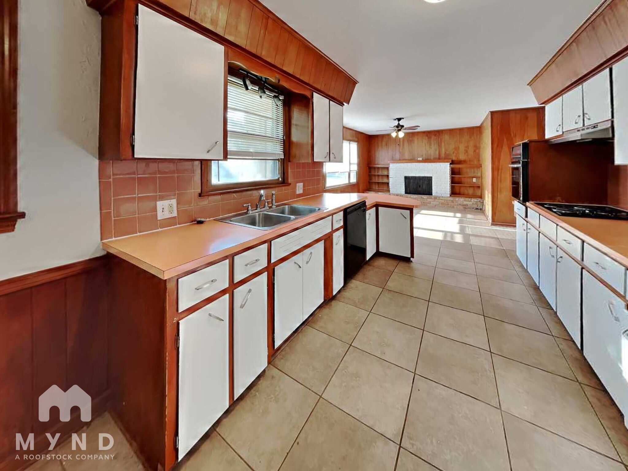 Building Photo - 1966 S Mayfair Ave