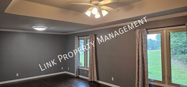 Building Photo - 7701 Elizabeth Way Dr