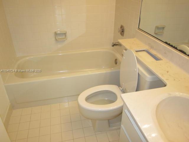 Building Photo - 8830 SW 123rd Ct