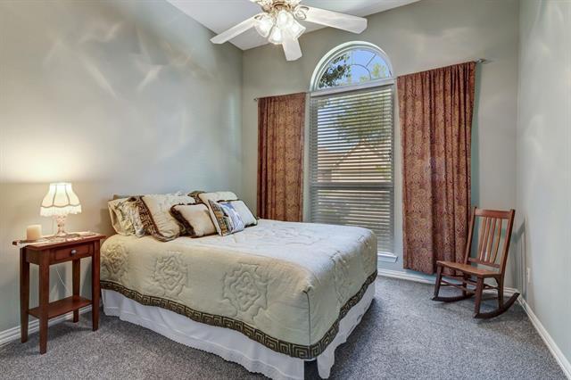 Building Photo - 9 Avalon Dr