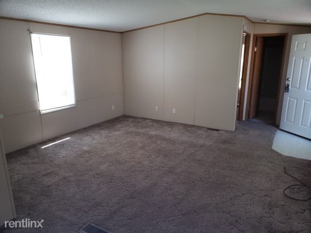 Building Photo - 2 br, 2 bath Mobile Home - 4440 Tuttle Cre...