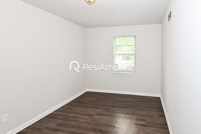 Building Photo - Newly Renovated 3BR/1B home in Whitehaven