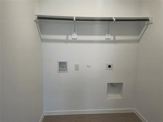 Building Photo - 1600 Baron Ln