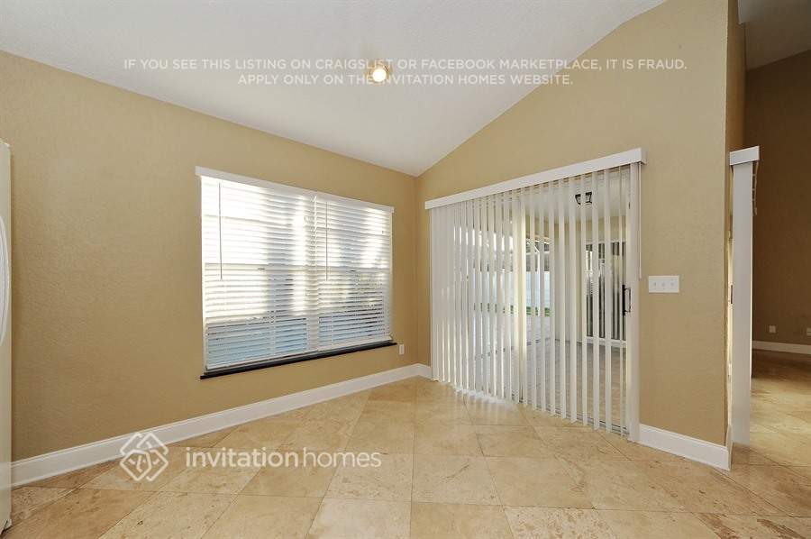 Building Photo - 8945 Bayaud Dr