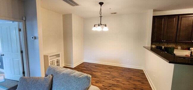 Building Photo - Lenox Village Apartment
