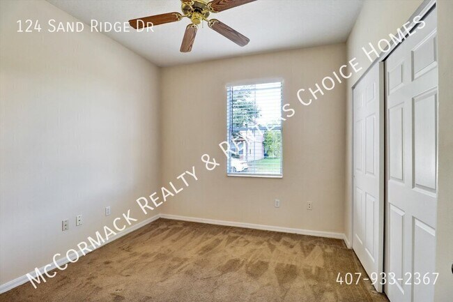 Building Photo - 124 Sand Ridge Dr