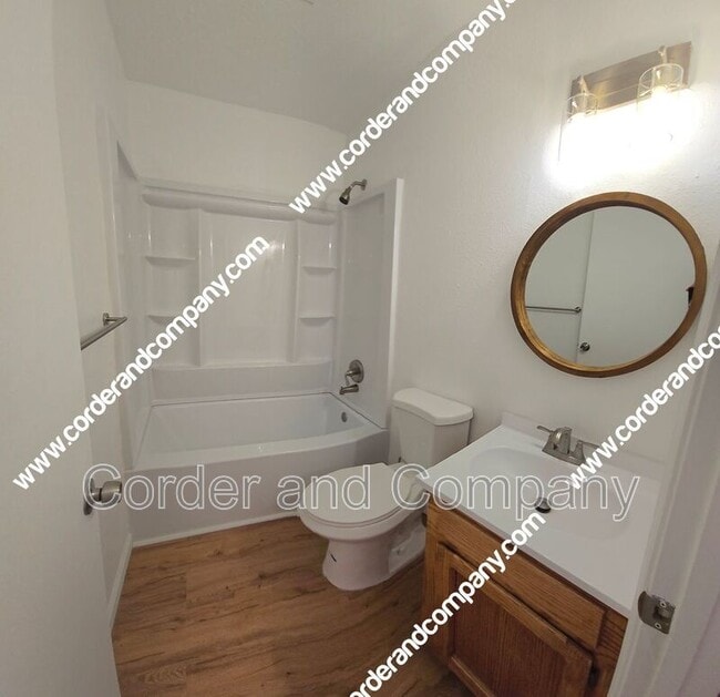 Building Photo - 120 17th St SE