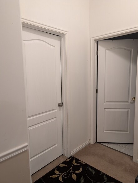 Building Photo - 12337 S Lampton View Dr