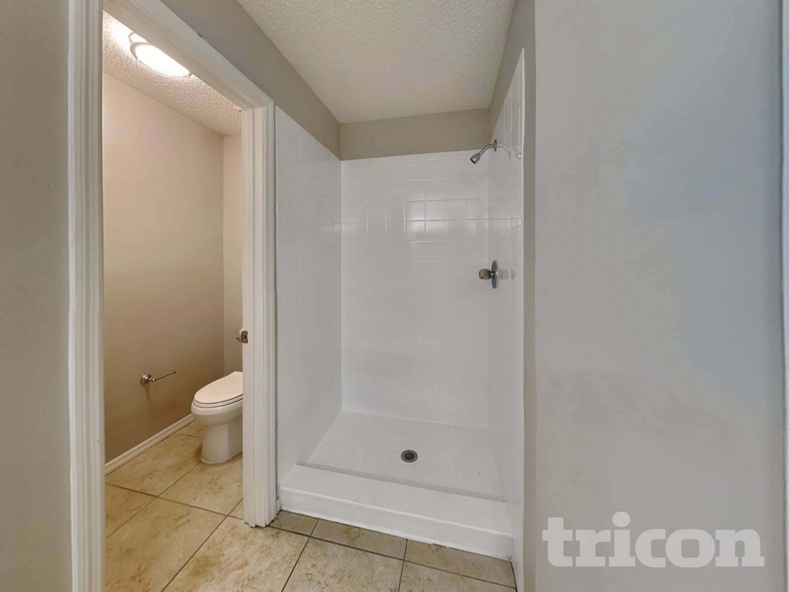 Building Photo - 7029 Symmes Rd