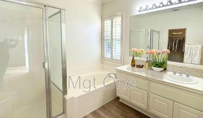 Building Photo - 22365 Summer Holly Ave