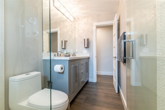 Building Photo - 2275 SW 44th St