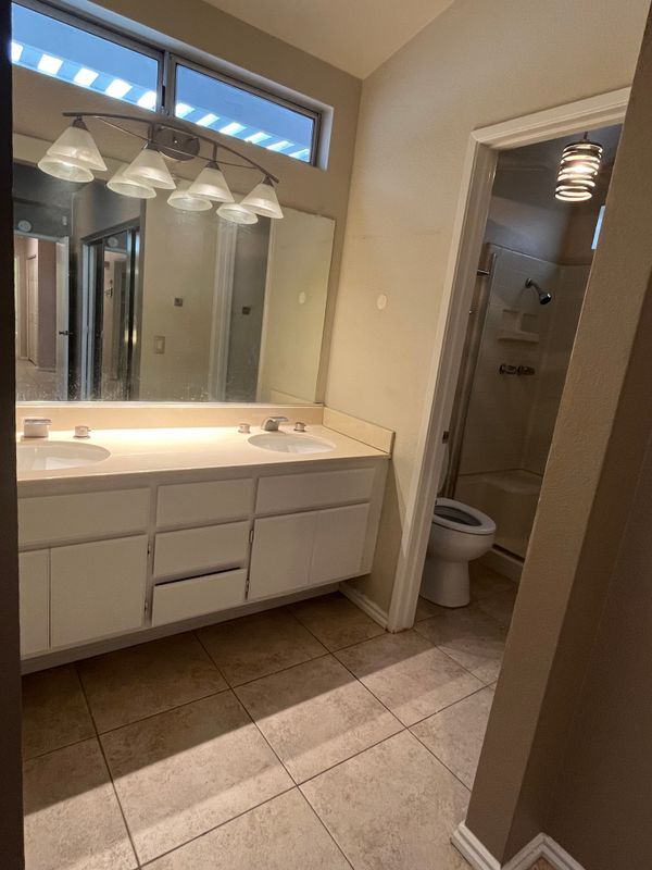 Building Photo - 28098 Lemonwood Dr